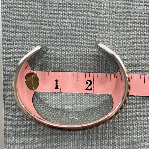 Authentic TOD’S Cuff Bracelet ~ in Light Brown Leather W/ Studded - Picture 10 of 16